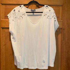 Women’s ask L, Chaps, white shirt sleeve jersey